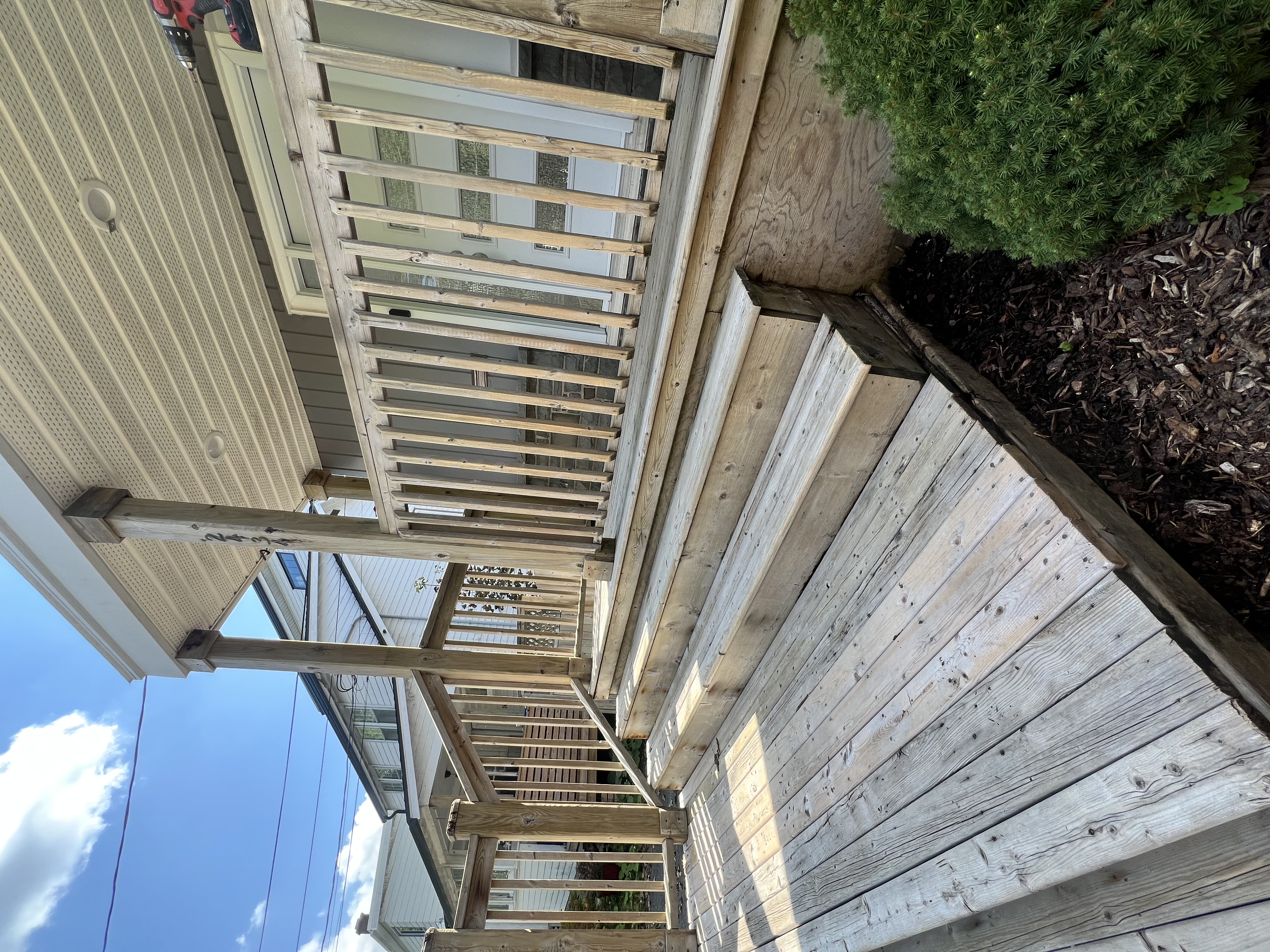 Finished deck staircase